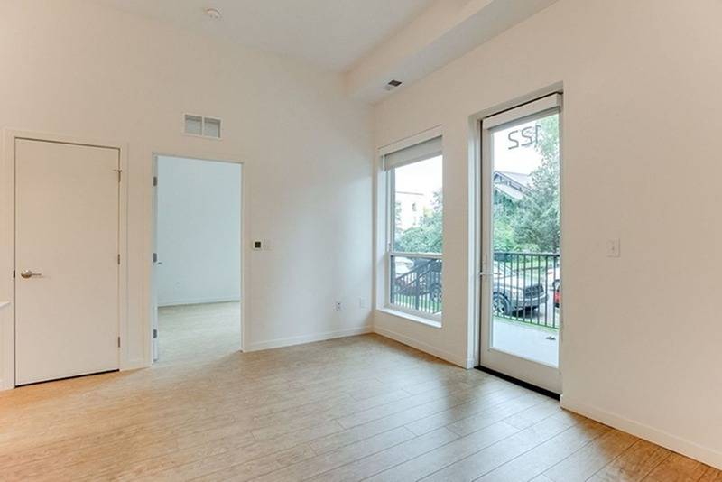 Alexander Apartments Image 16