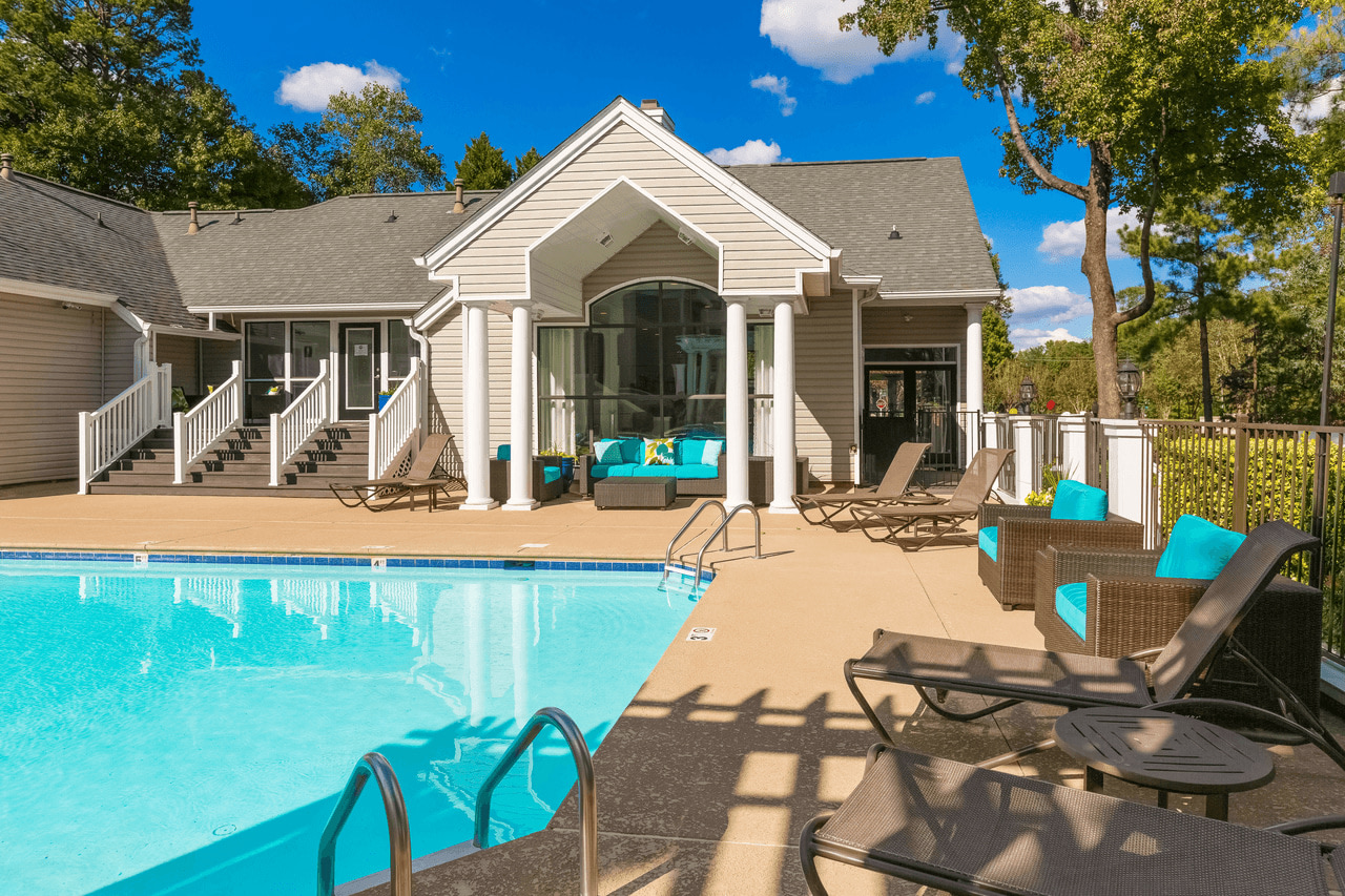 Affordable Housing -  Bridges at Mallard Creek Apartment Homes Image 12