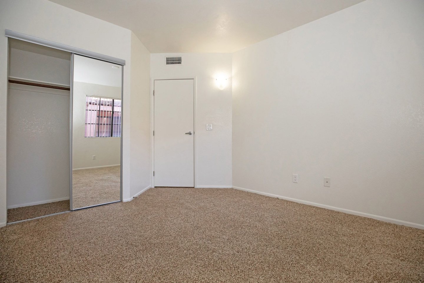 Winterhaven Terrace Image 50