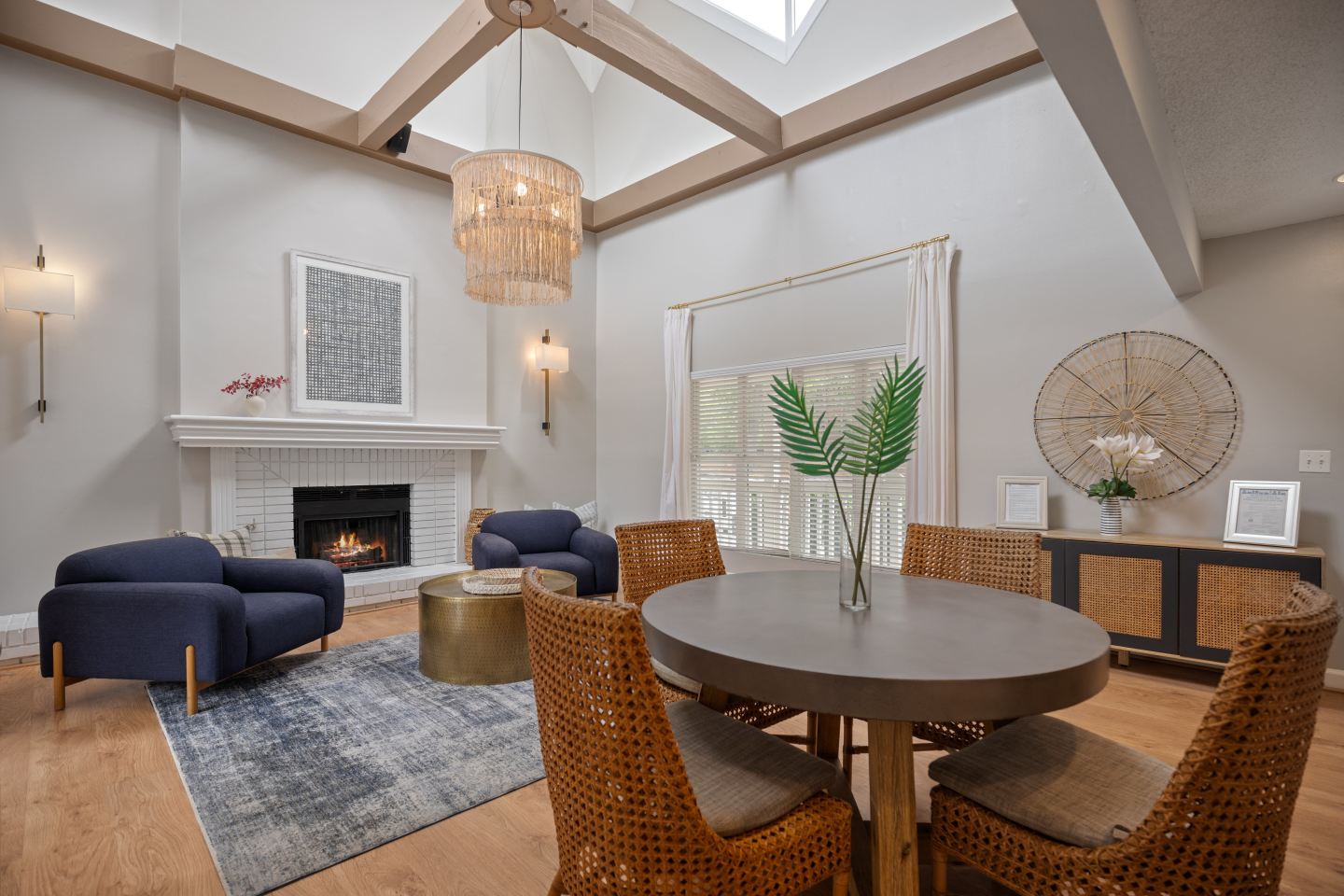 Sommerset Place Apartments Image 1