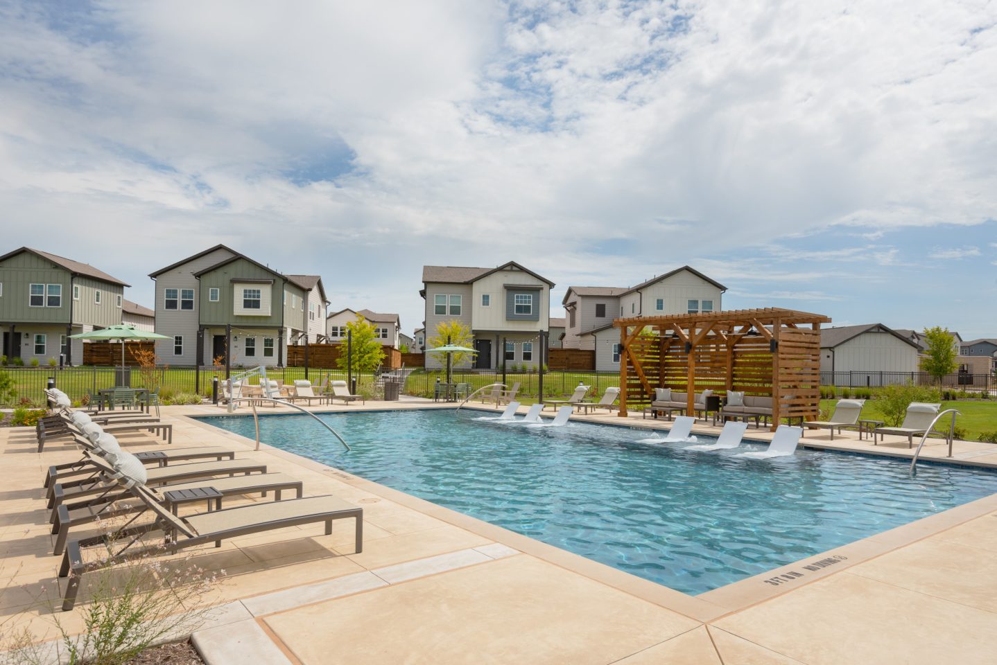 Collection Hunter Crossroads Townhomes Image 23