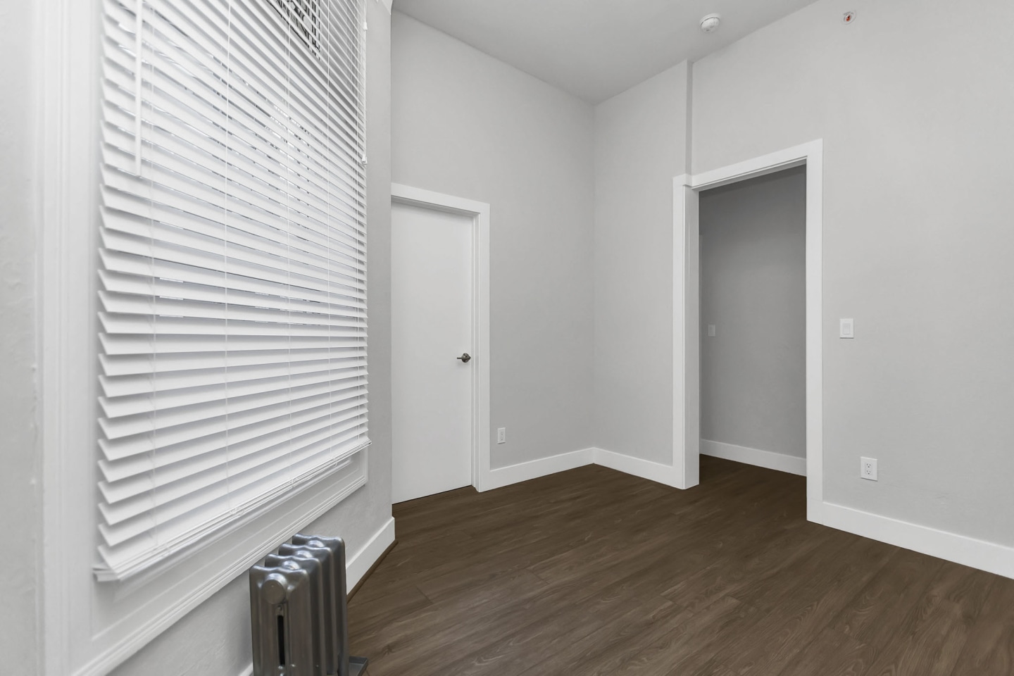 2620 LAGUNA Apartments Image 14