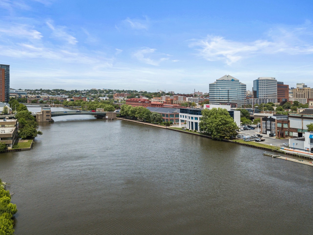 River House Apartments Image 42