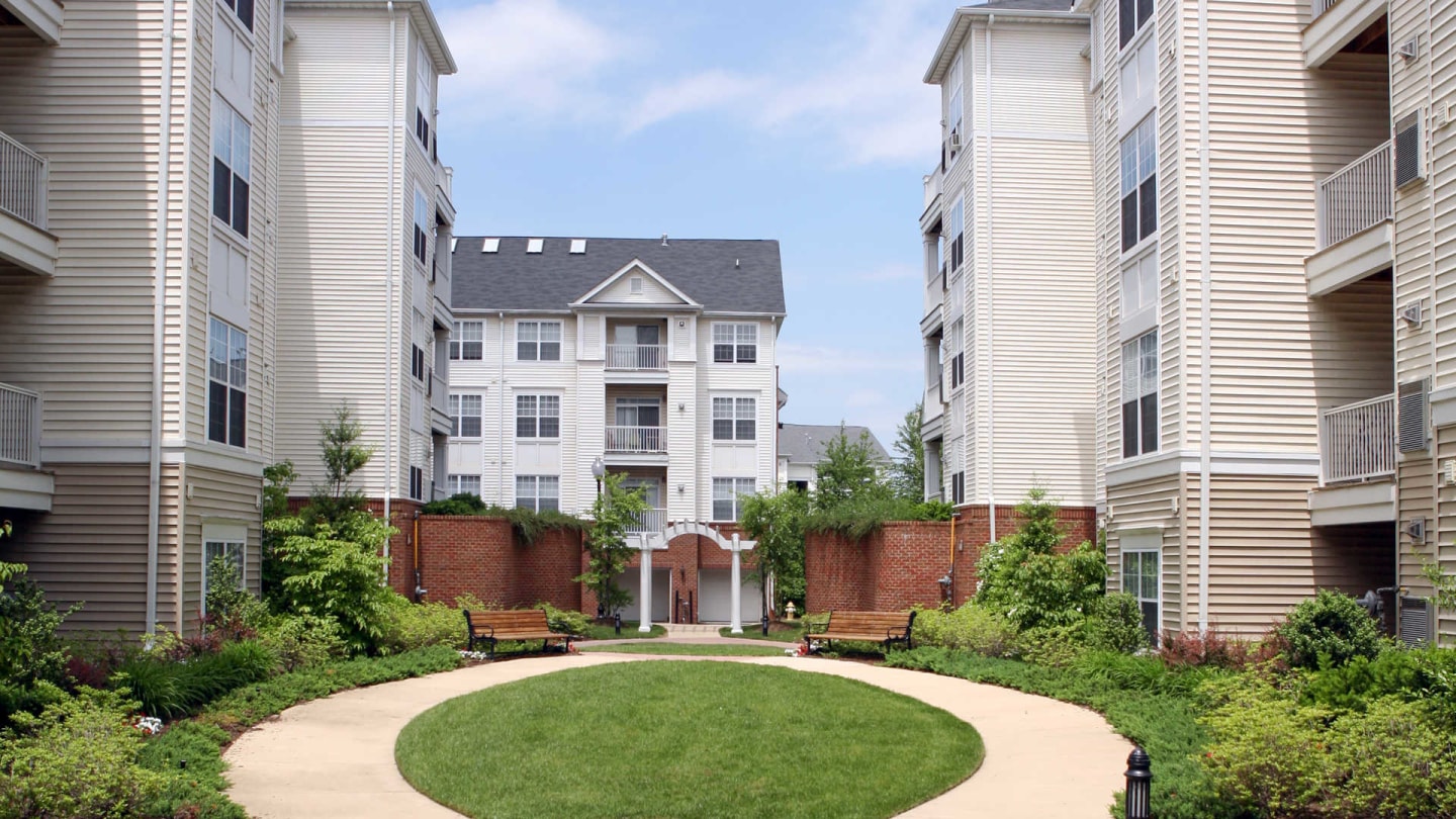 The Reserve at Eisenhower Image 5