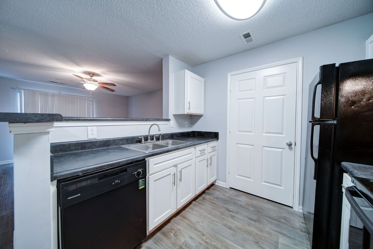Chapman Pointe Image 11