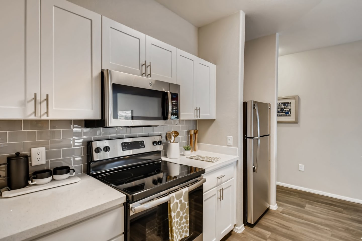 Mandarina Apartment Homes Image 16