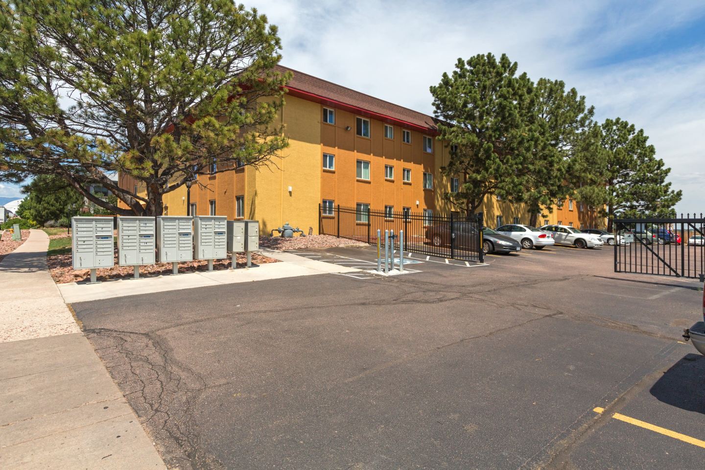 Newport Square Apartments Image 33