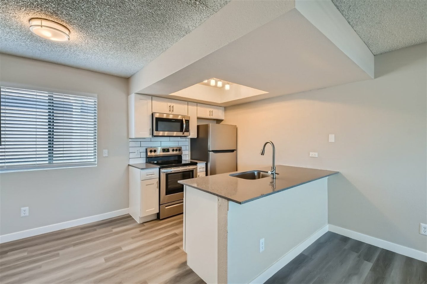 Rise Midtown Apartments Image 70
