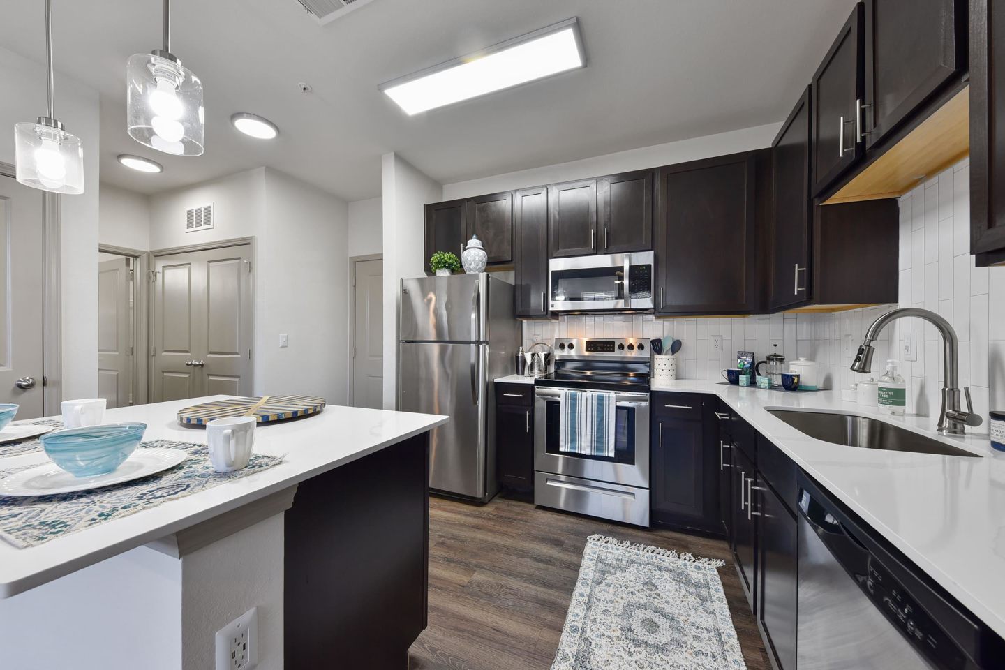 Gran Bay Apartment Homes Image 21