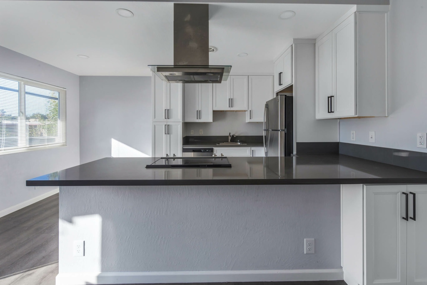 724 Central Apartments Image 1
