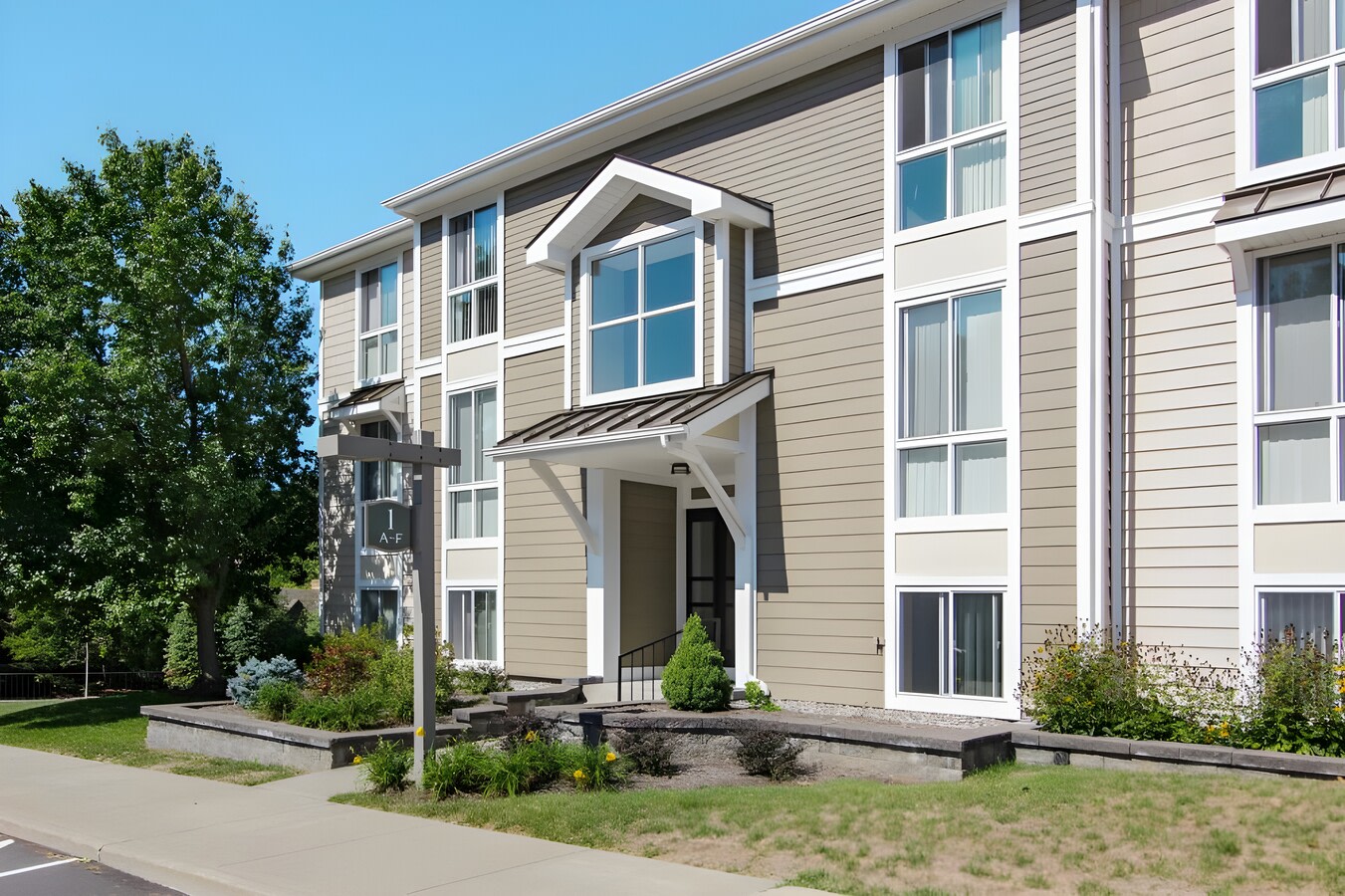 Regency Park Apartments Image 29