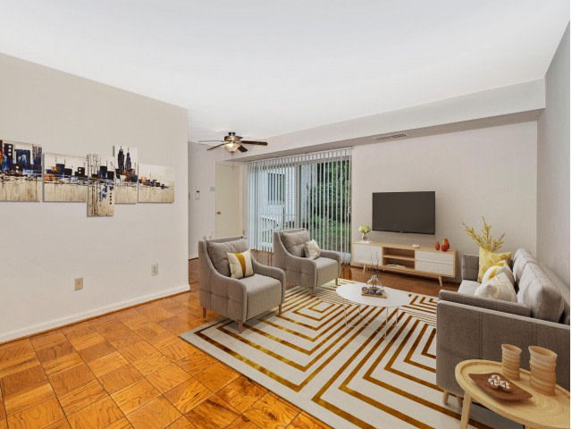 Azalea Apartments Image 2