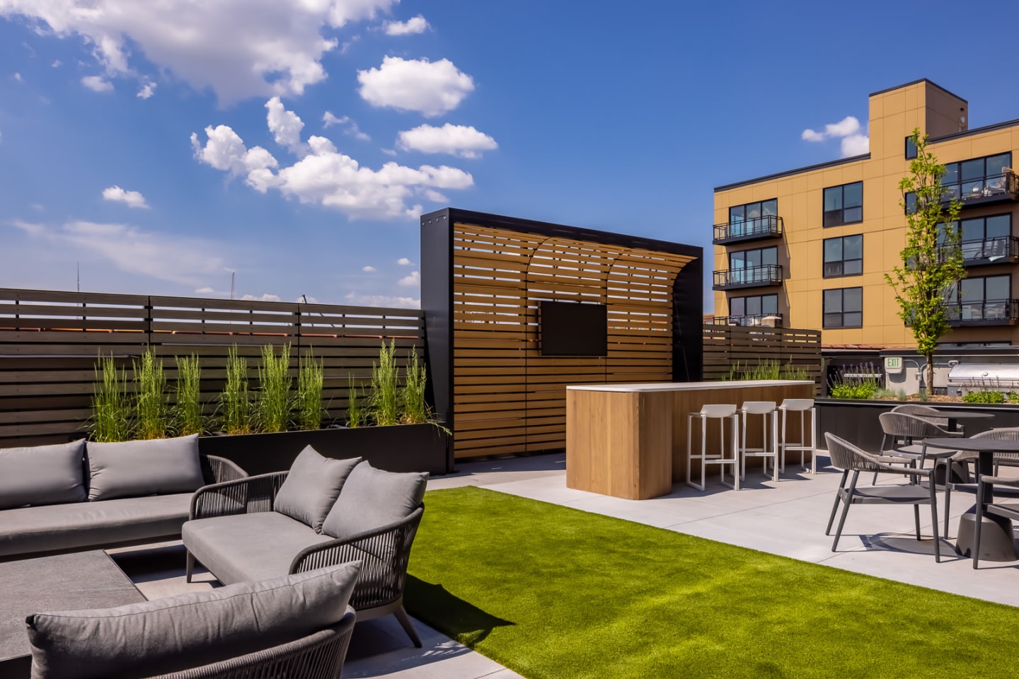 Platform Apartments Image 35