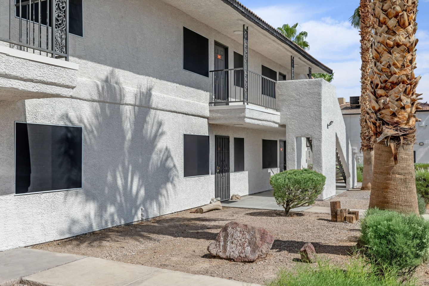 Tides on Palm Apartments Image 17