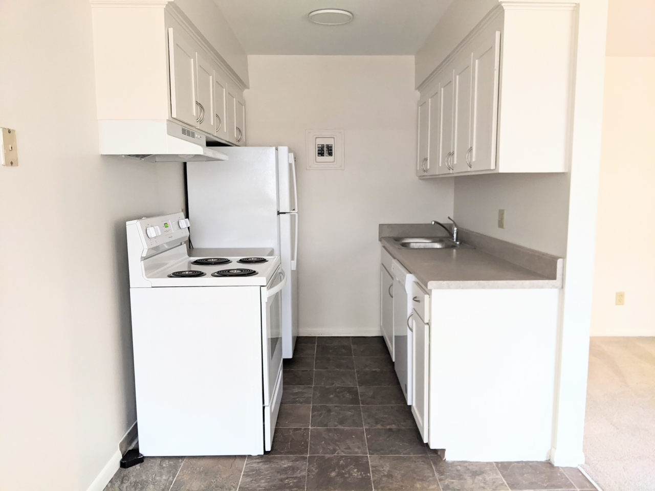 Seasons Park Apartments Image 13