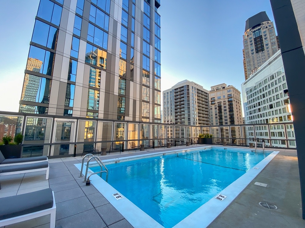 21 East Chestnut Image 22