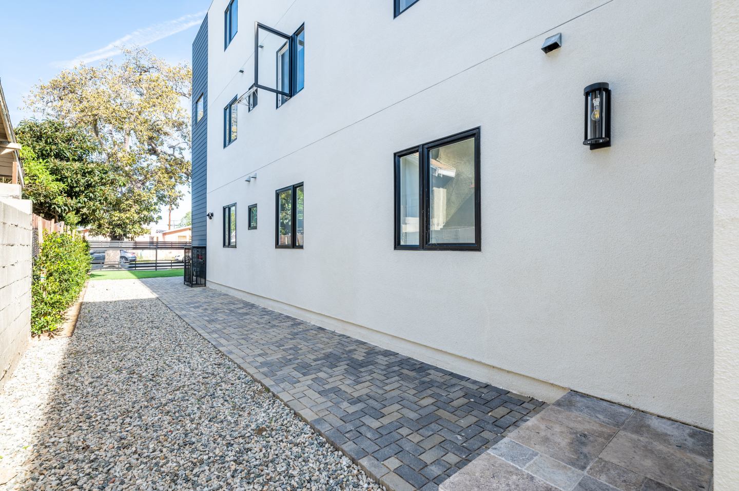 1458 37th Place - Co-Living Image 27