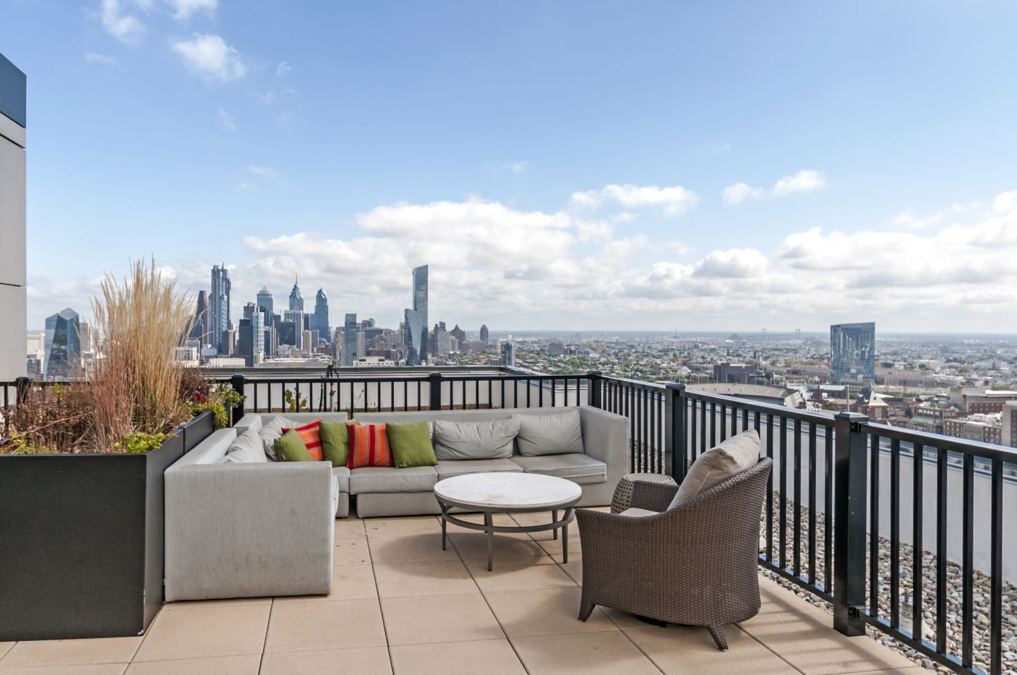 3737 Chestnut Image 11