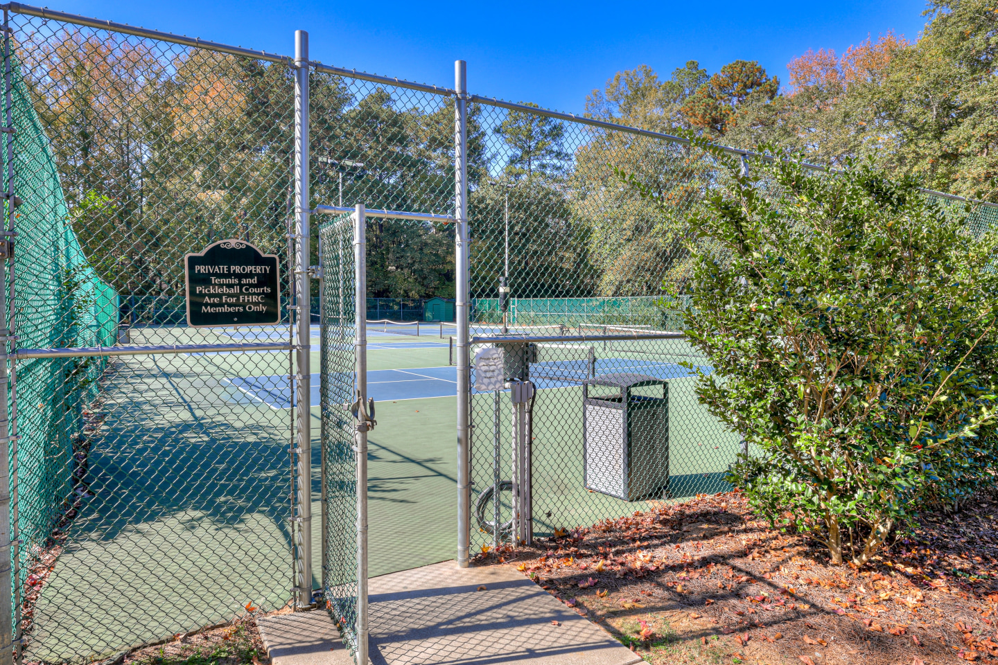 Forest Hills Racquet Club Image 12