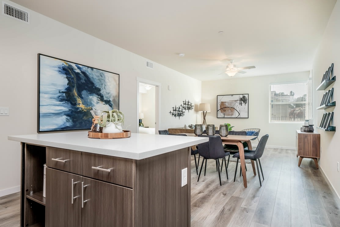 Hub Apartments Image 9