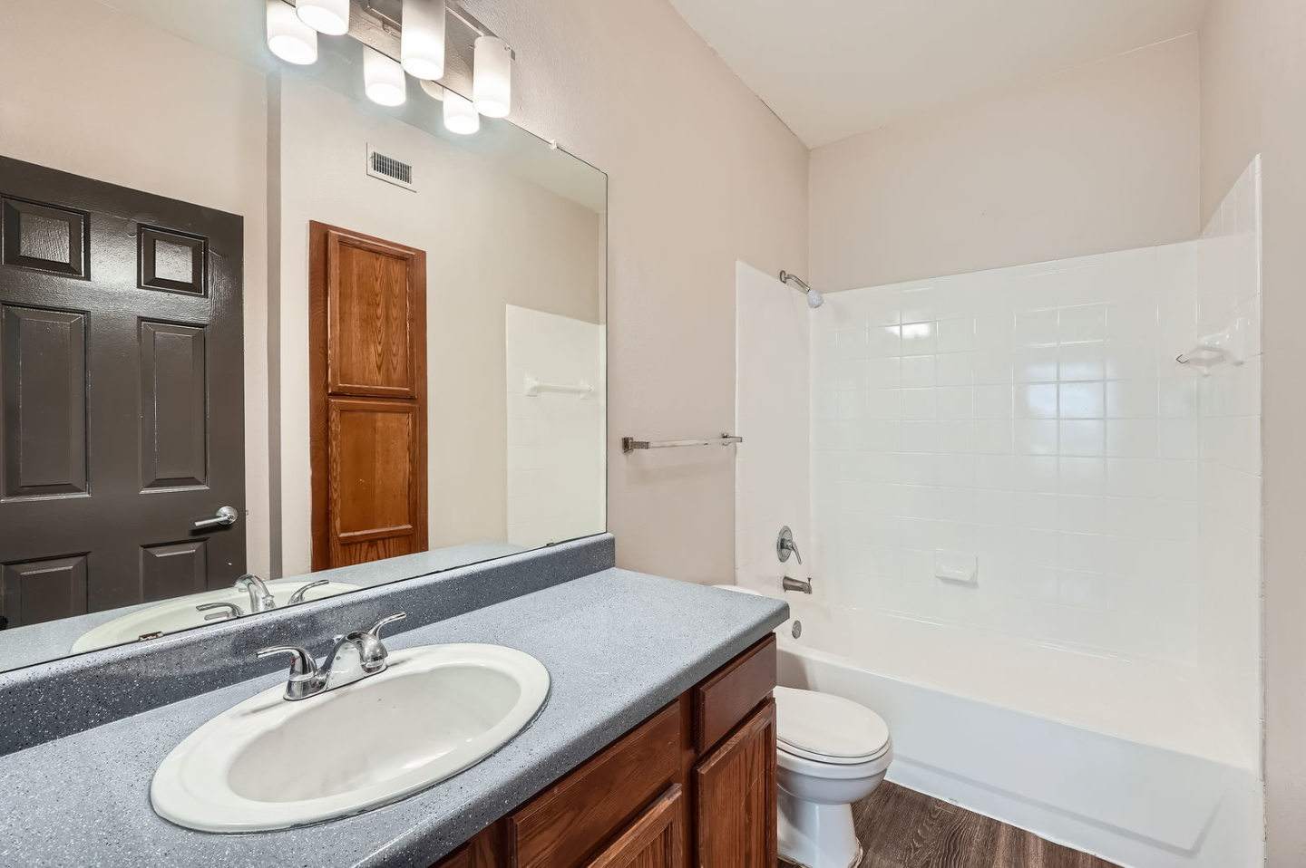 Eastside at 2201 - Affordable Housing Image 32