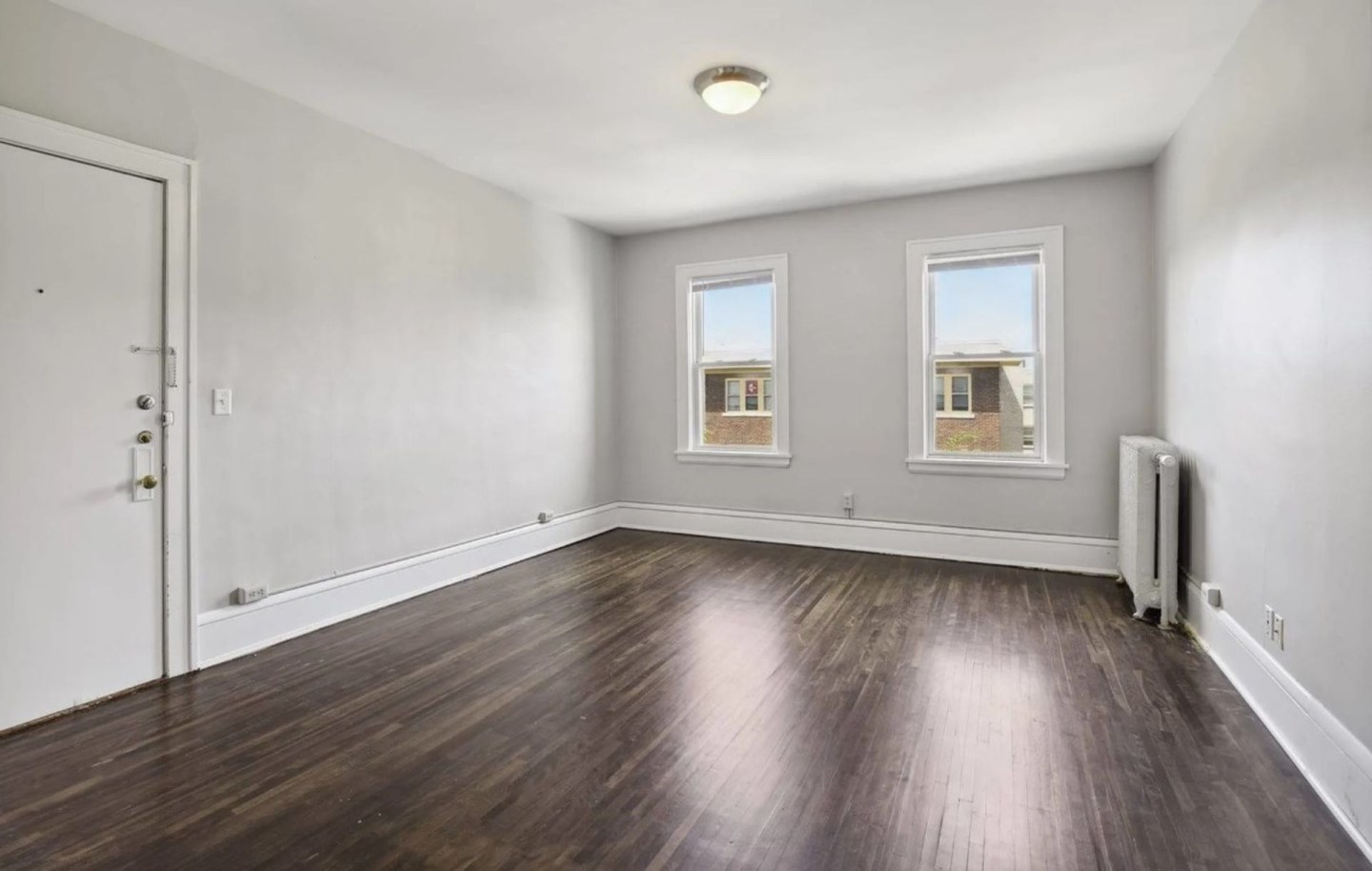 2901 James Avenue South Image 21