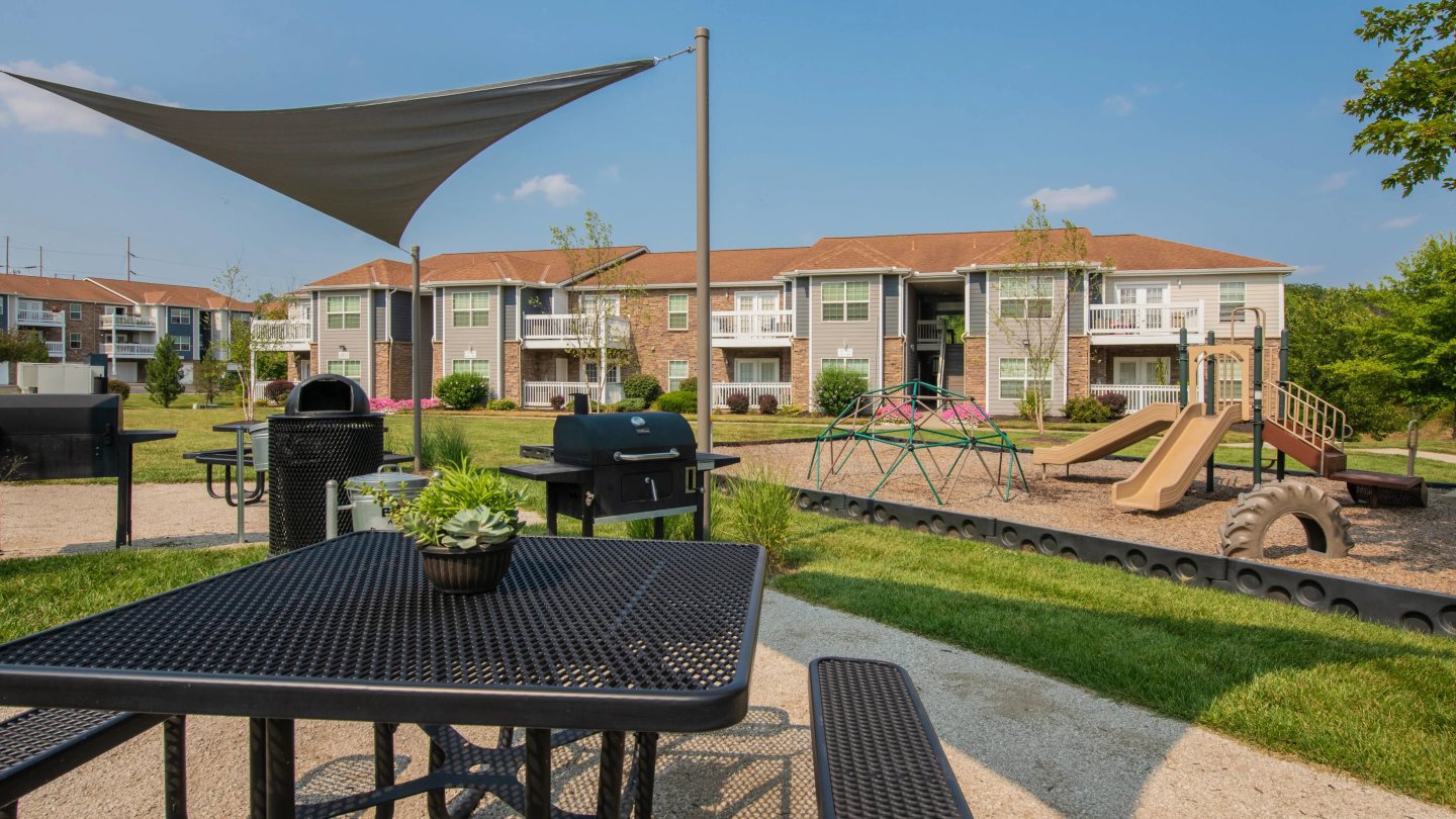 Lenox West Luxury Apartments Image 33