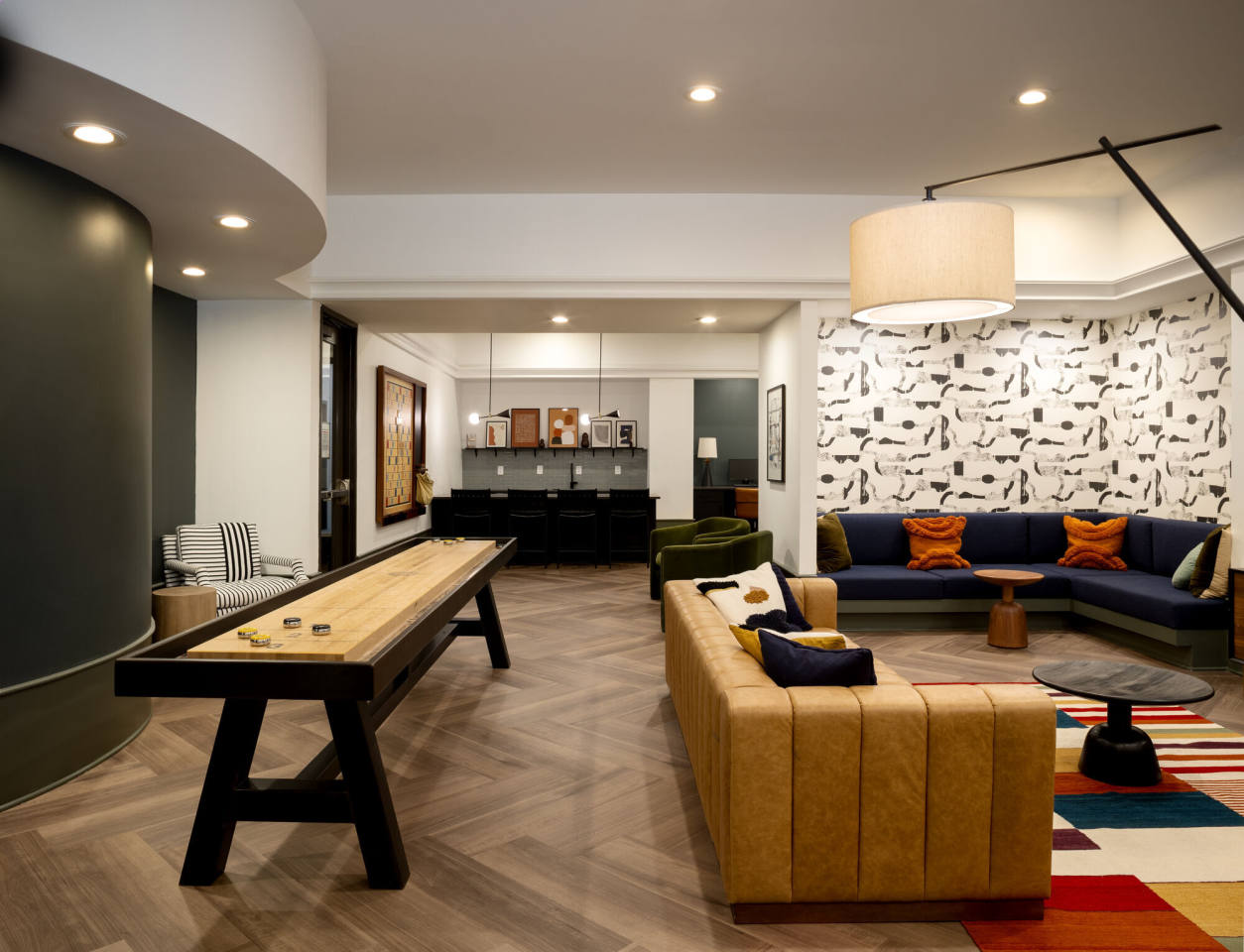 Essex House Image 3
