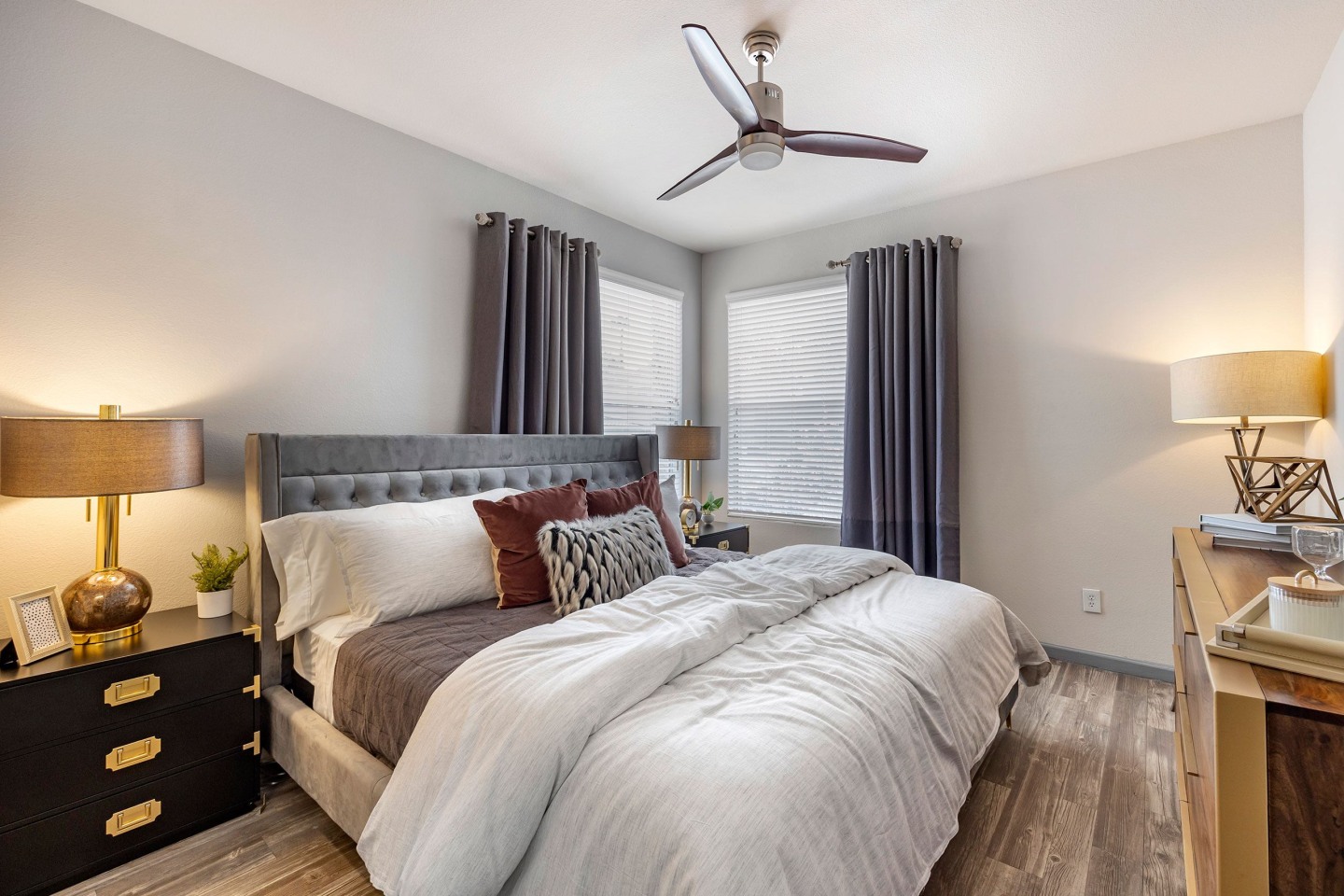 The Paisley and Pointe at Centennial Hills Image 8