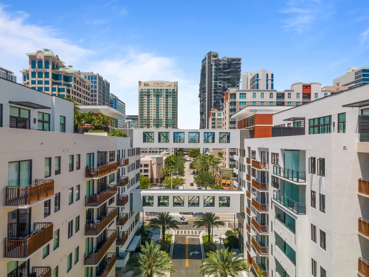 10X Las Olas Walk Image 21