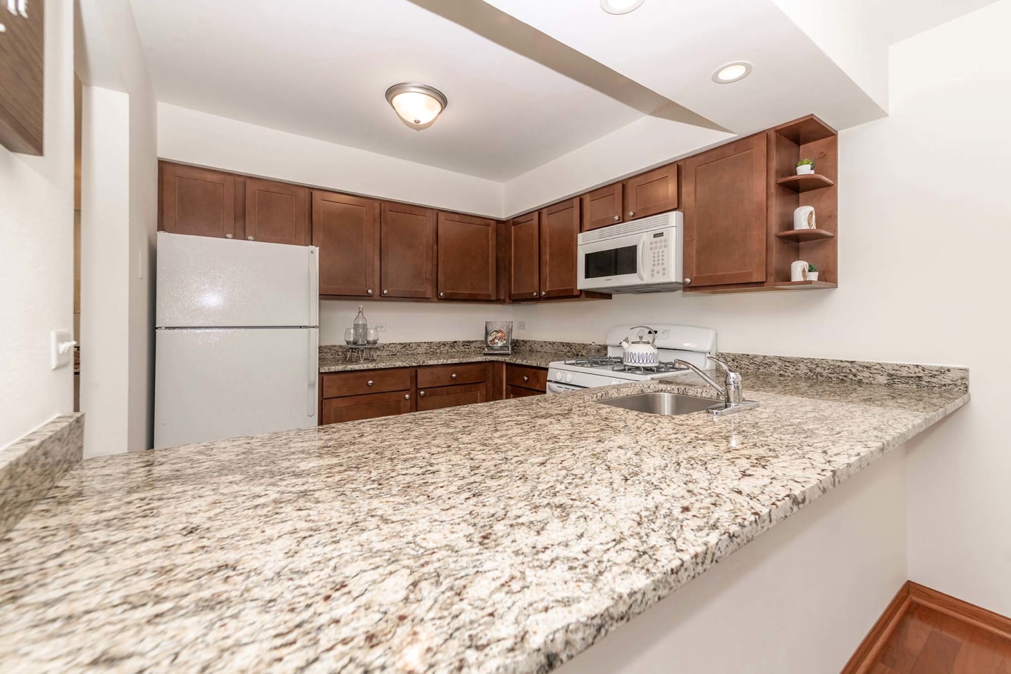 Barrington Lakes Apartments Image 14