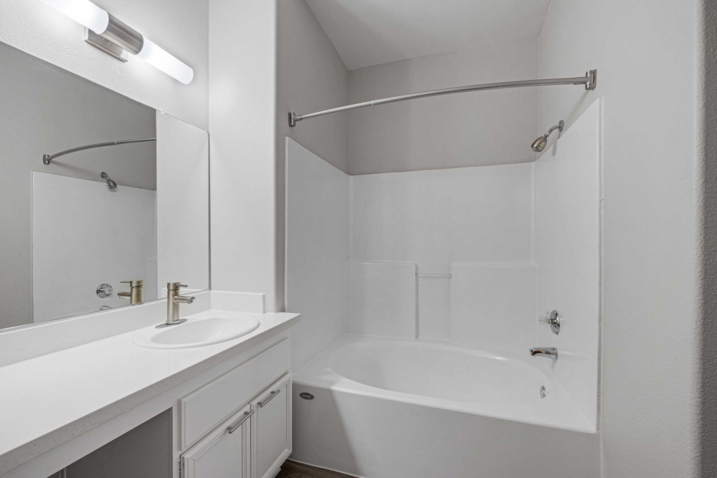 The Edmond at Hacienda Image 15