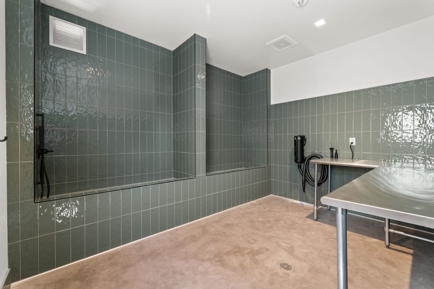 Broadstone Villas Image 34