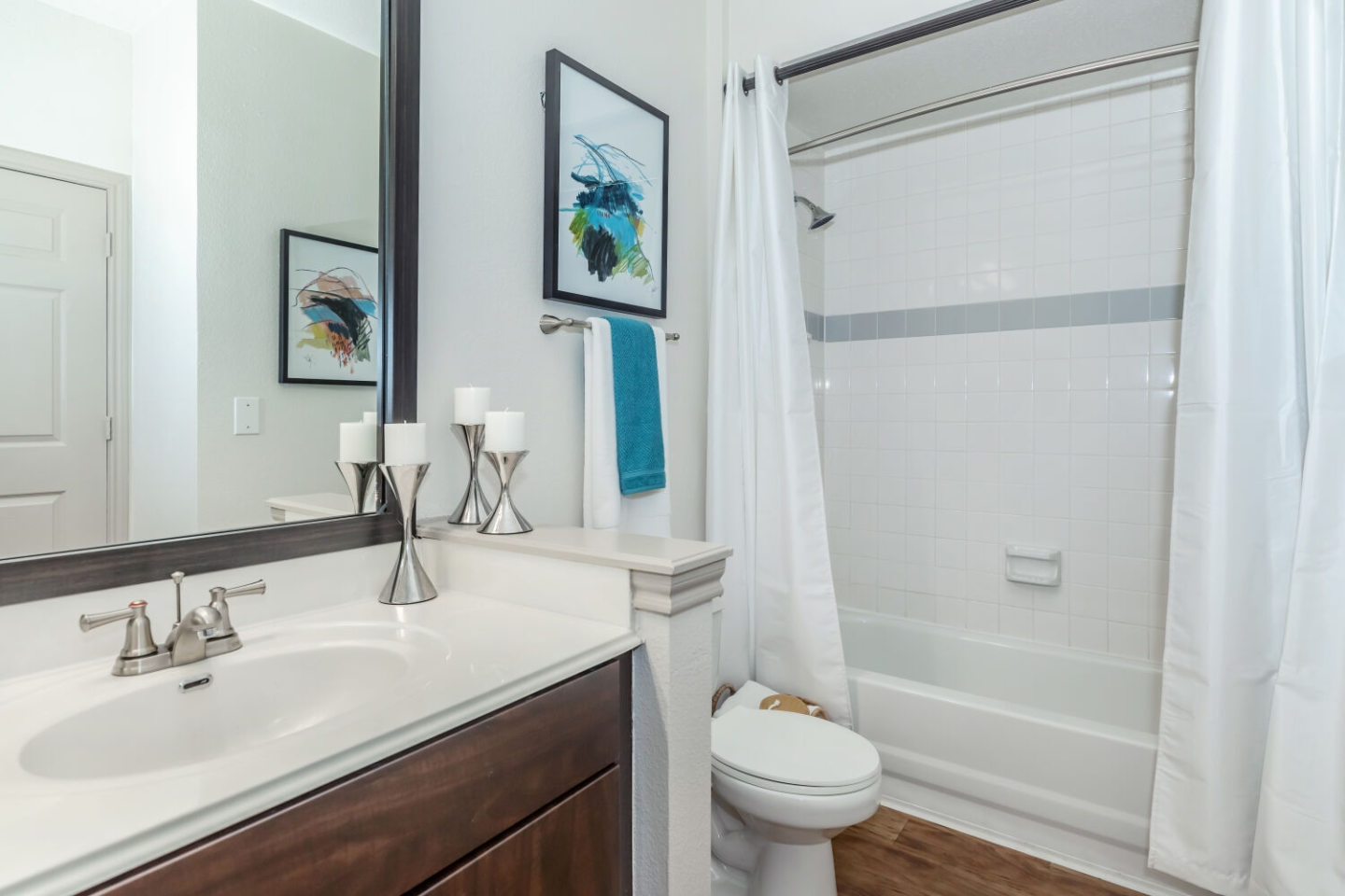 Richmond Towne Home Apartments Image 7