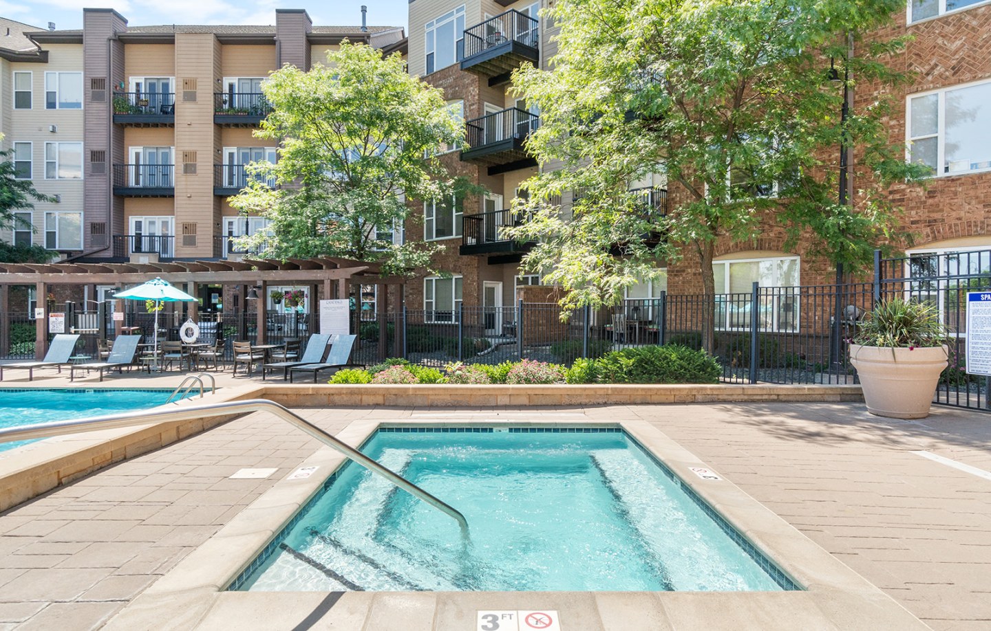 The Landings at Silver Lake Village Image 22
