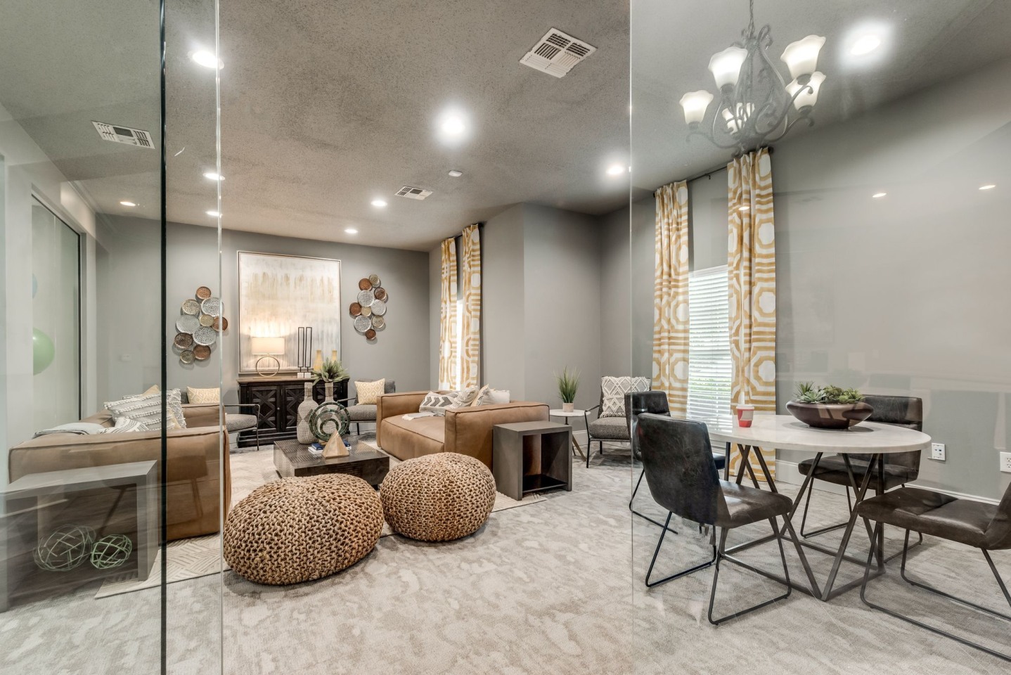 Grand Palms Apartment Homes Image 17