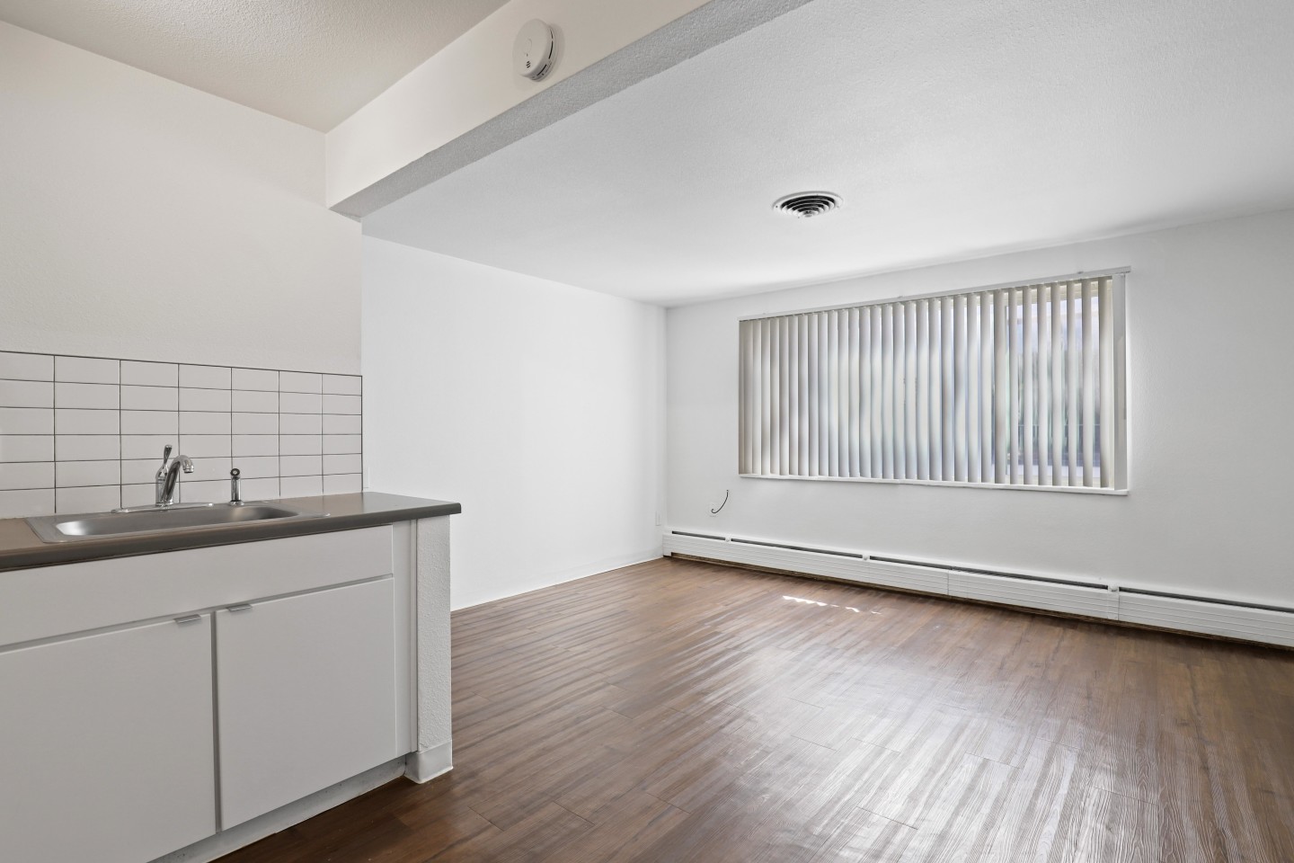 2800 W 26th Image 11