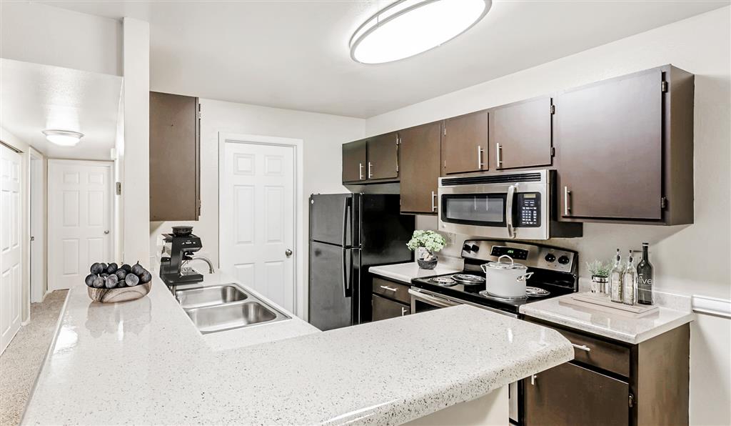 James Pointe Apartments Image 103