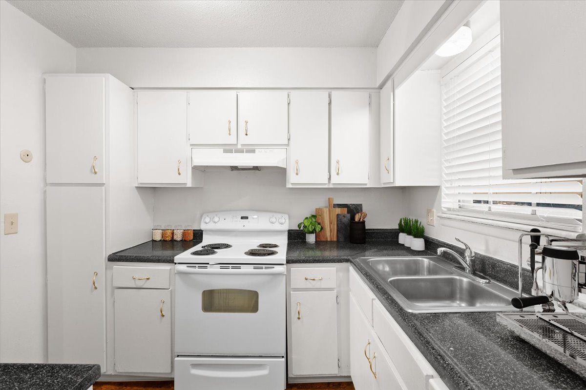 Sheridan Ridge Townhomes Image 2