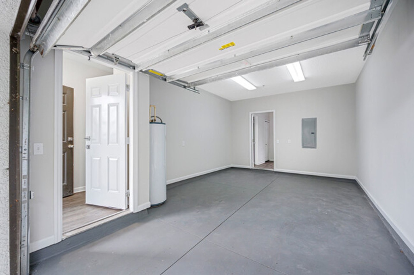 Town Park Villas Image 6