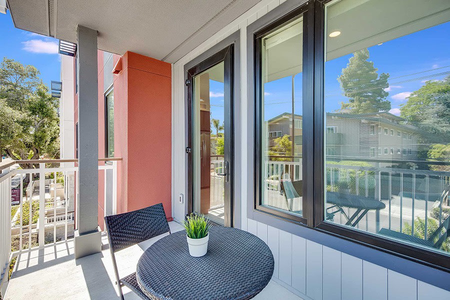 Realm Apartments Image 11
