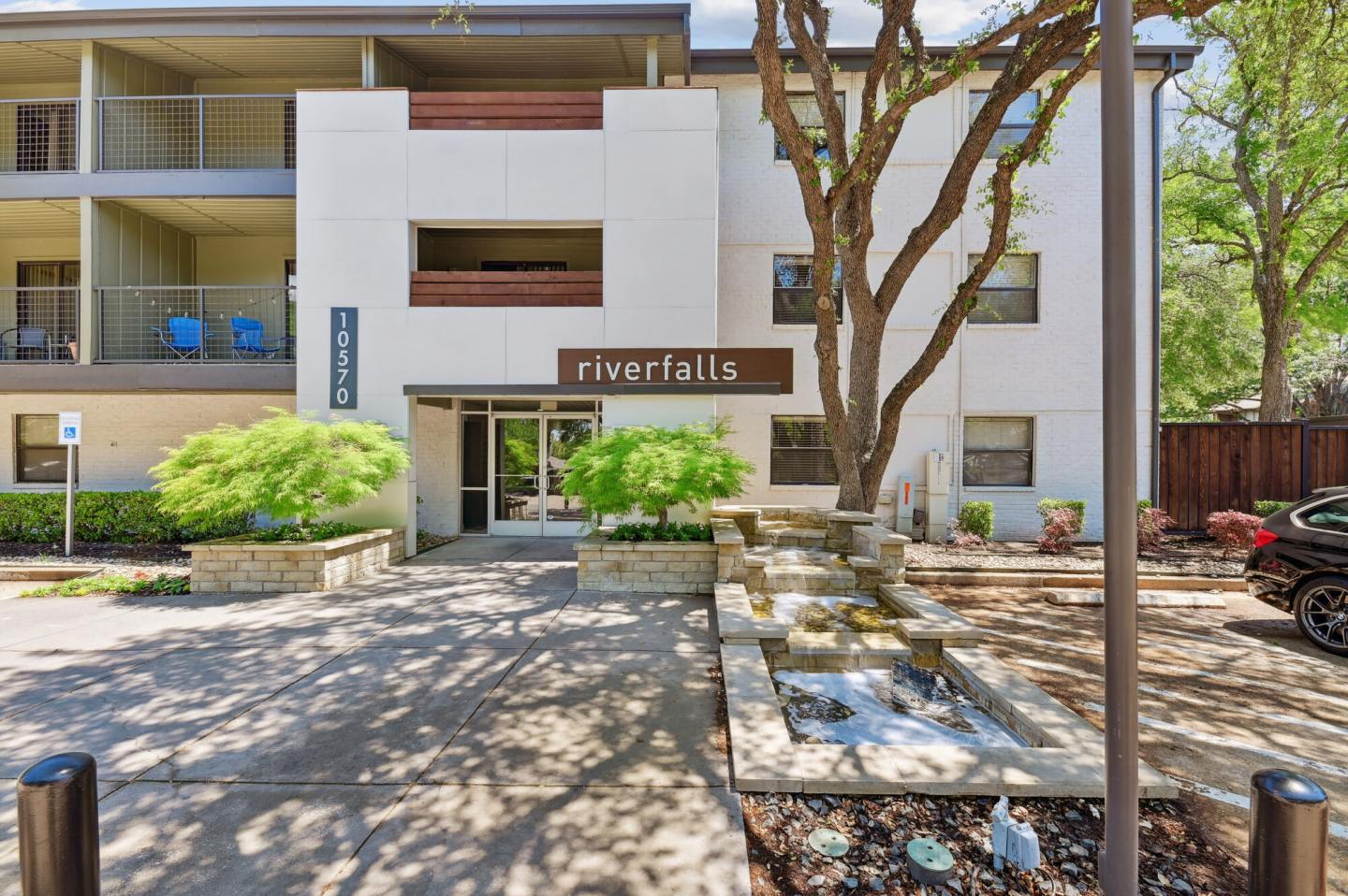 Riverfalls at Bellmar Image 8