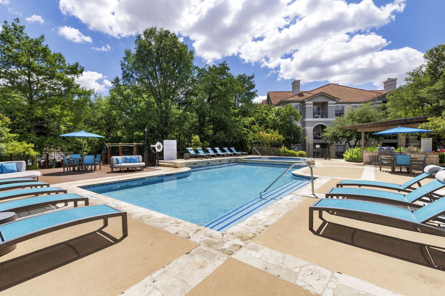 The Boulevard At Town Lake Image 34