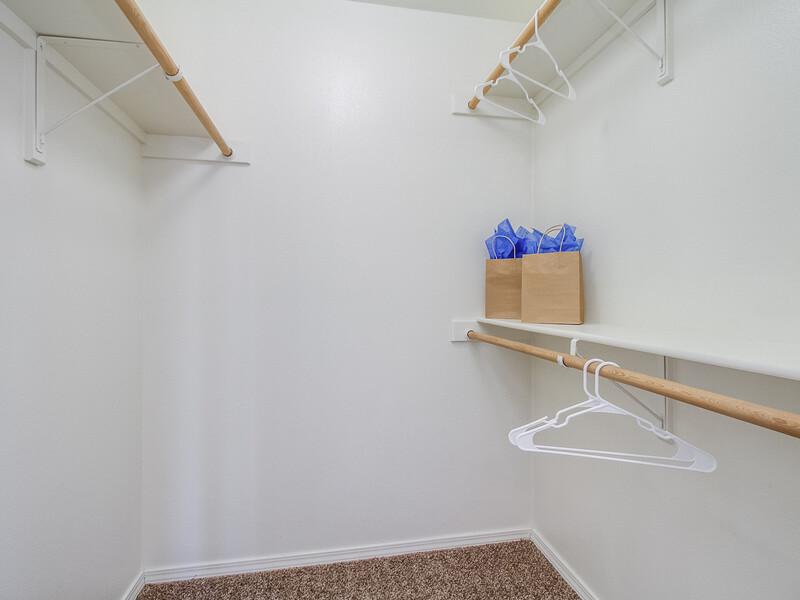 Spring Creek Apartments Image 5