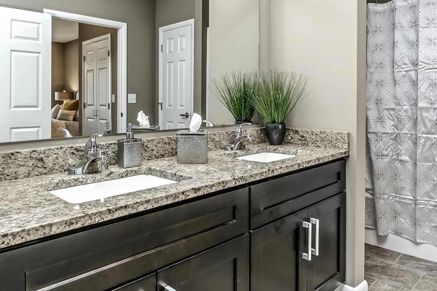 The Apartments at Lux 96 - Phase 5 Image 31