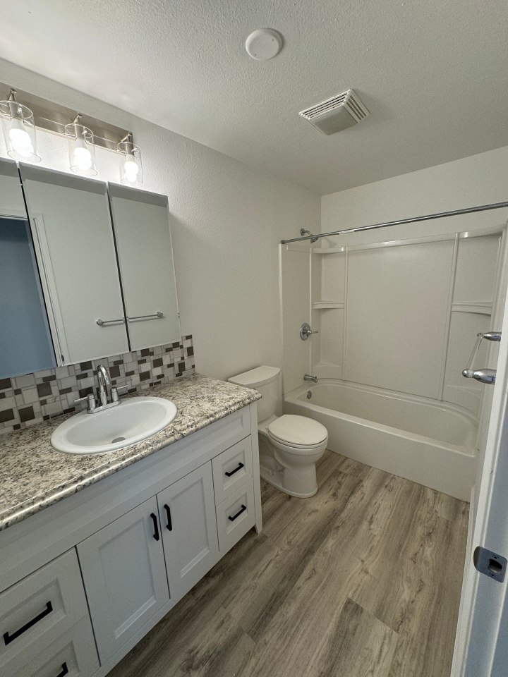Garden View Apartments Image 13
