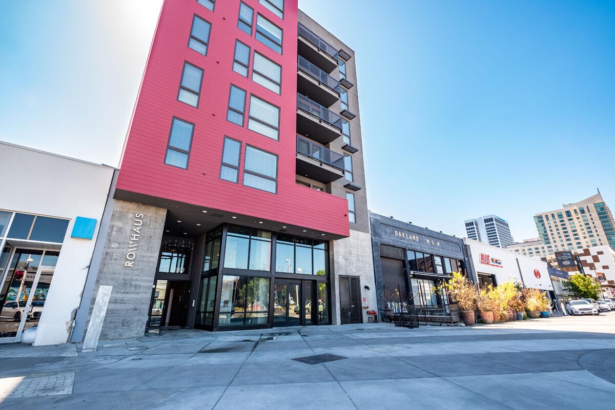 Rowhaus Apartments Image 2