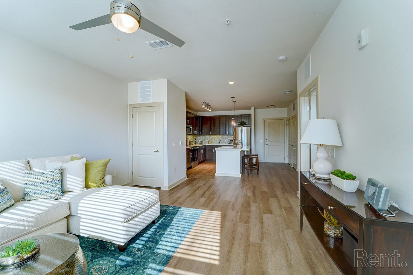 35 Folly Apartments Image 39