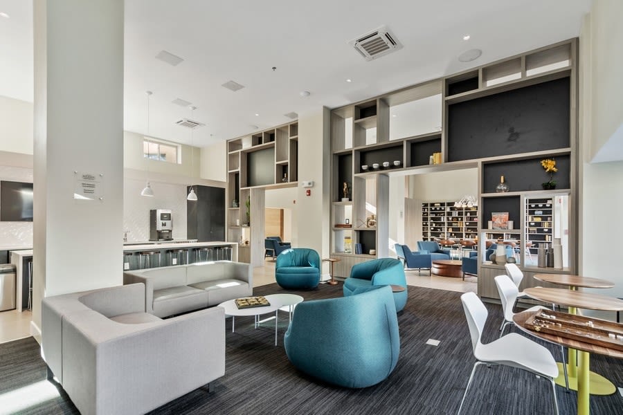 Carver Slowe Apartments Image 12