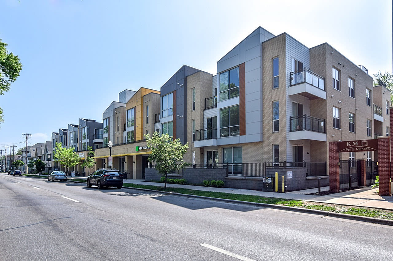 700 East Image 49